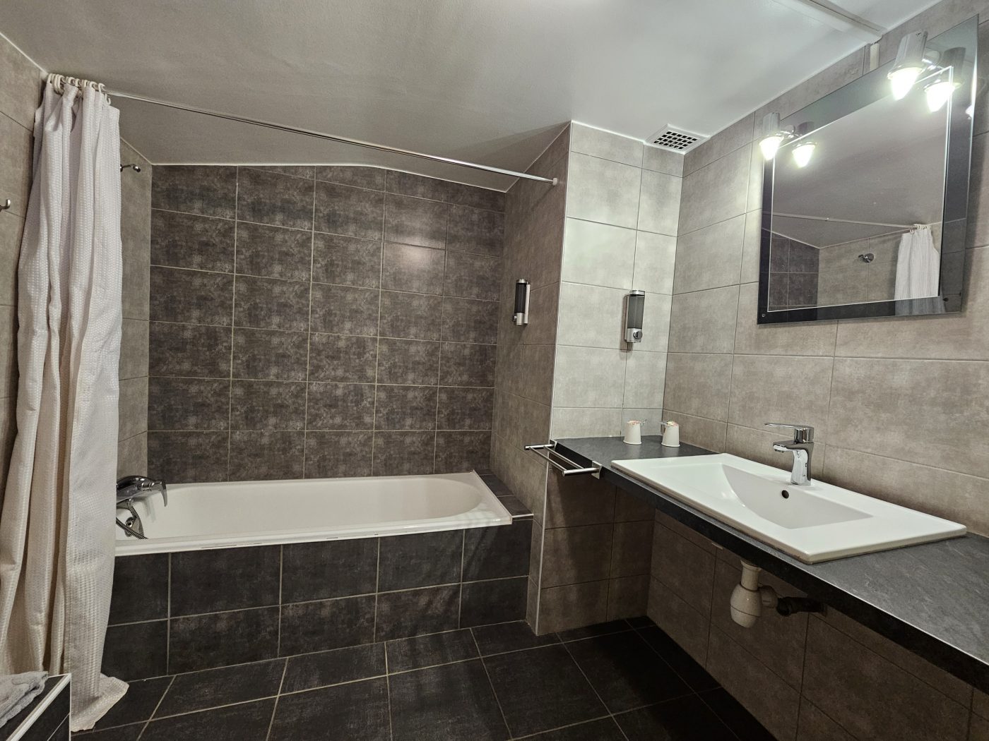 2026 juin chambre 32 sdb